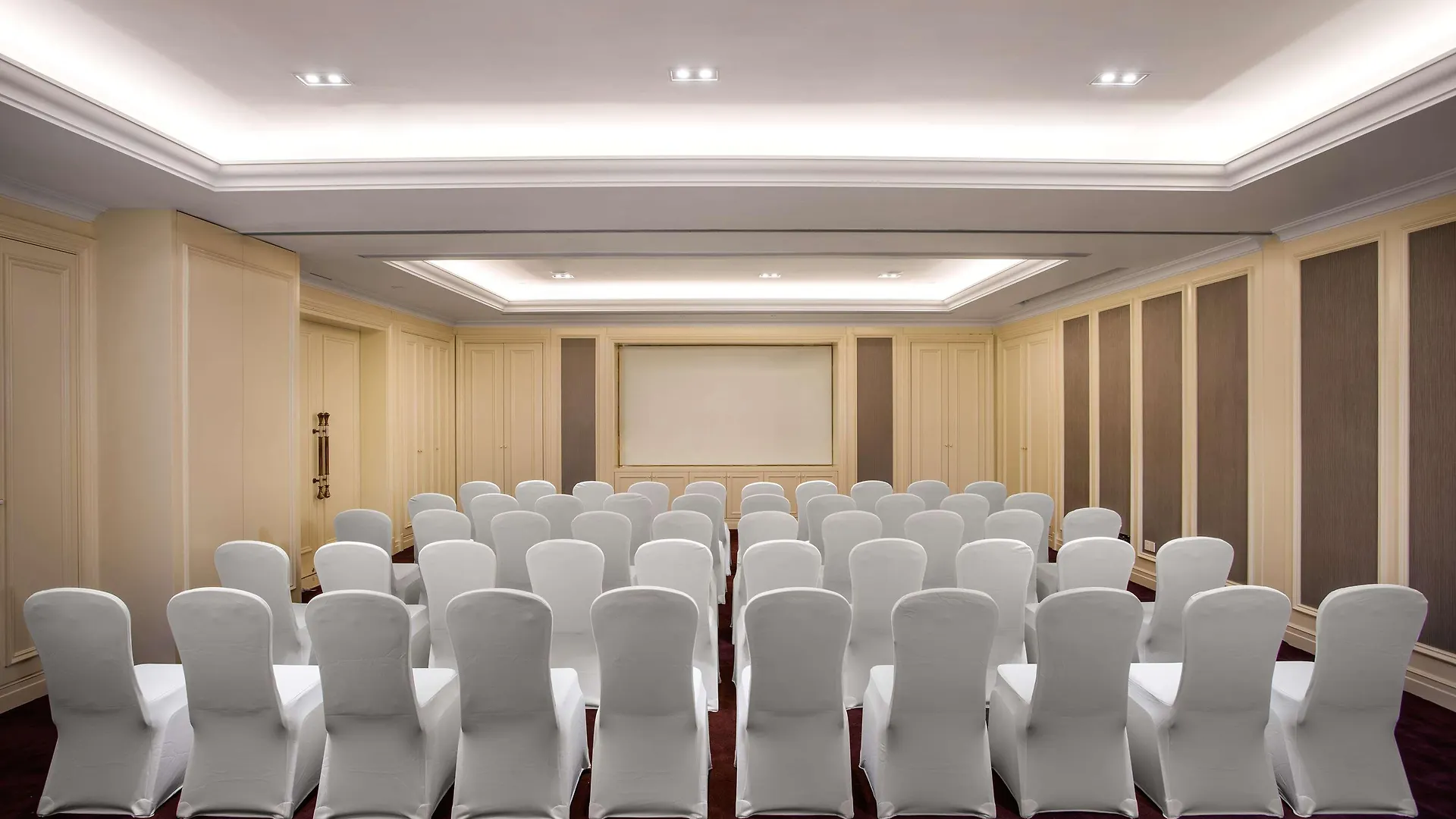 Radisson Blu Forest Manor Shanghai Hongqiao - Near Necc 5*,  China