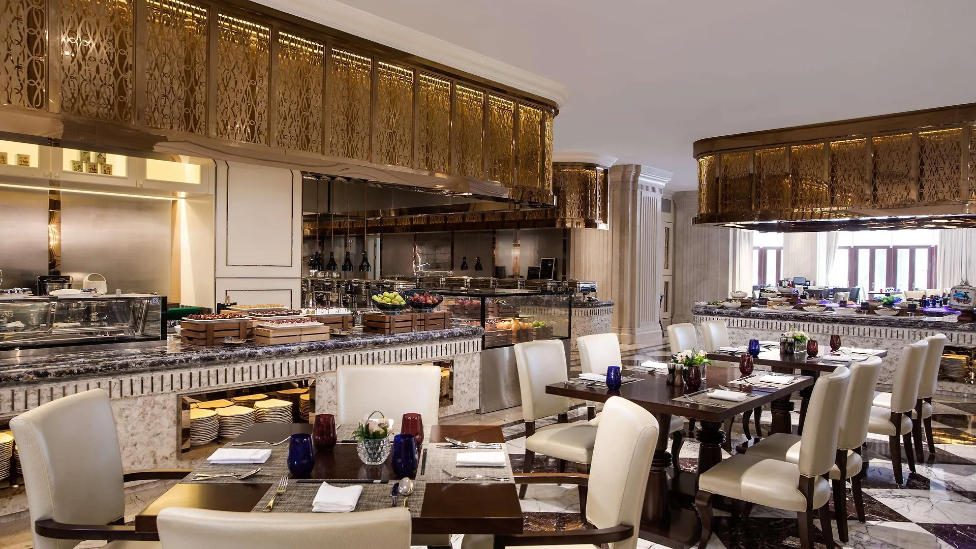 Radisson Blu Forest Manor Shanghai Hongqiao - Near Necc