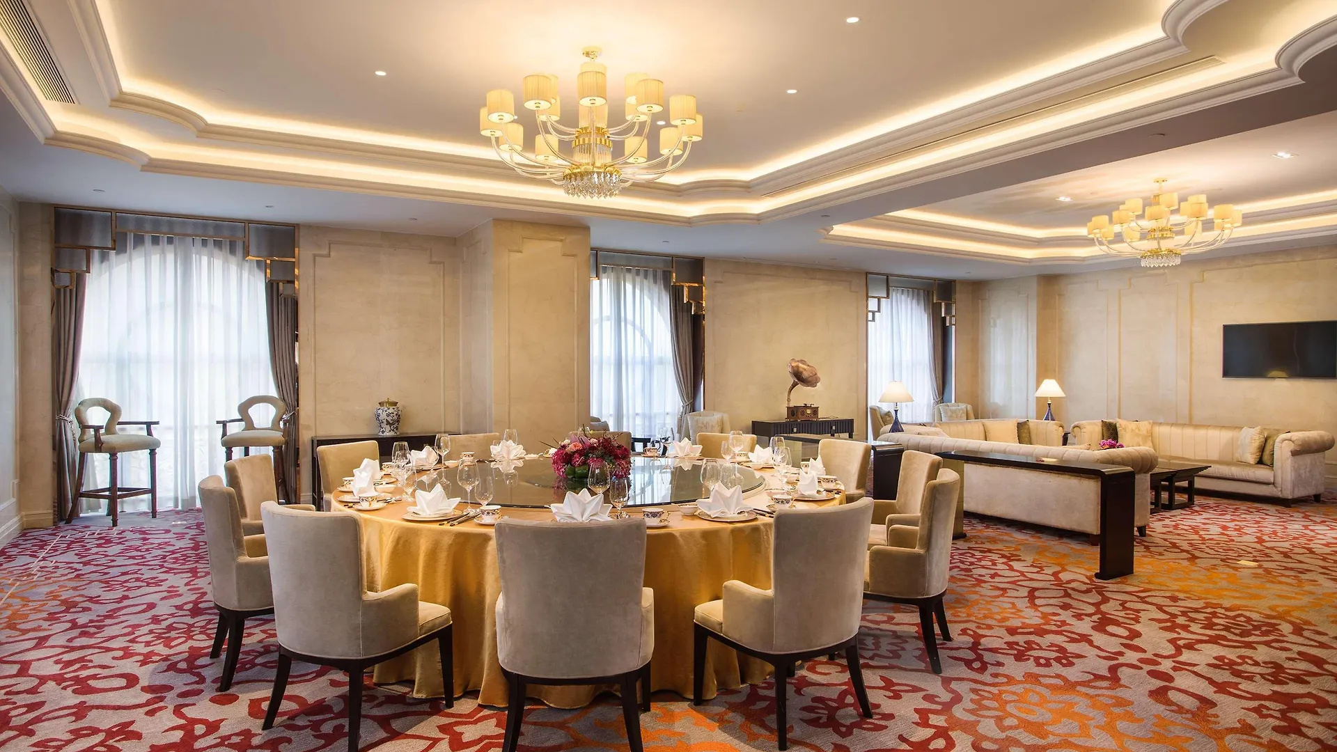 Radisson Blu Forest Manor Shanghai Hongqiao - Near Necc 5*,  China