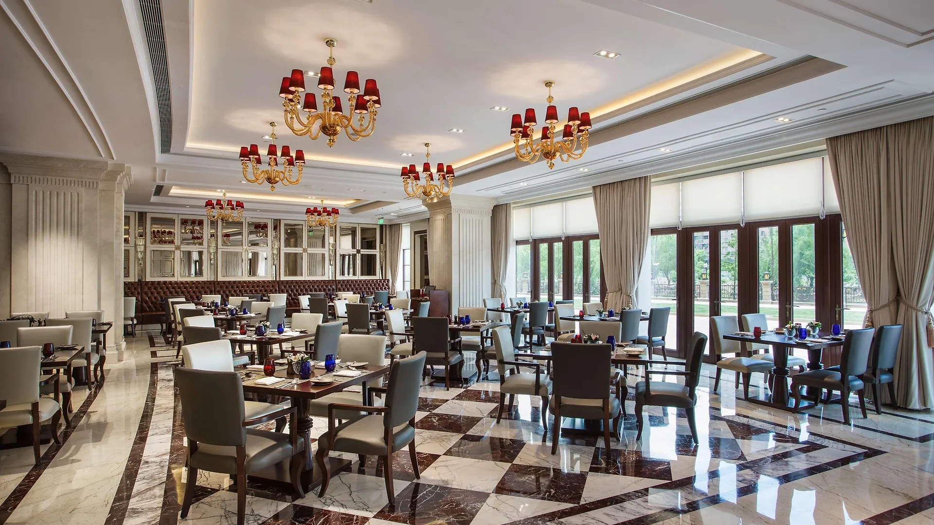 Radisson Blu Forest Manor Shanghai Hongqiao - Near Necc Hotel
